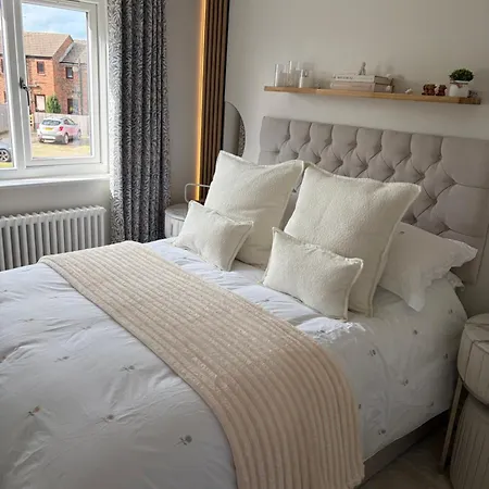 Holiday home Cosy 1-bedroom House In A Quiet Location